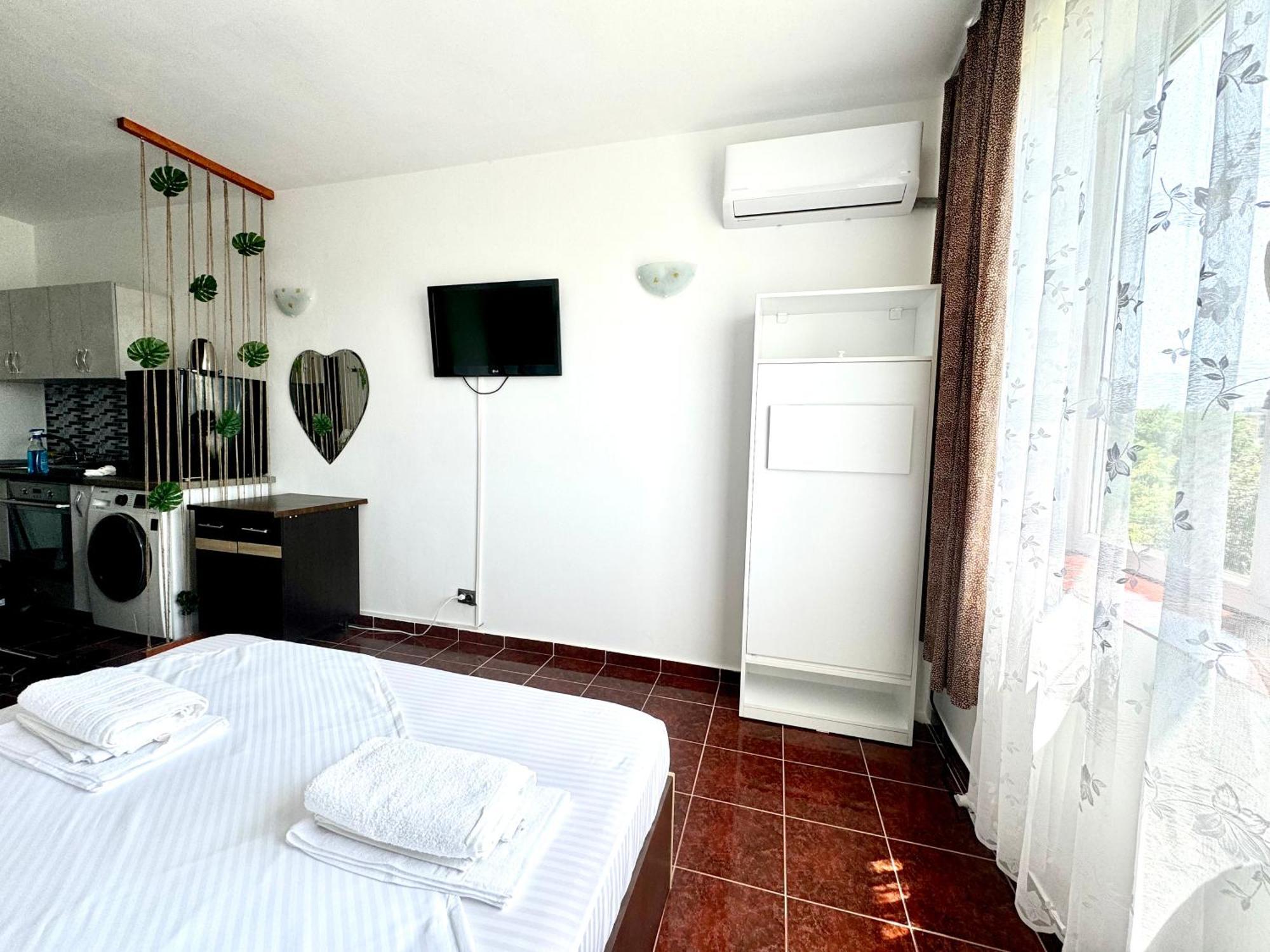 Garsoniera Saturn Apartment Mangalia Exterior foto